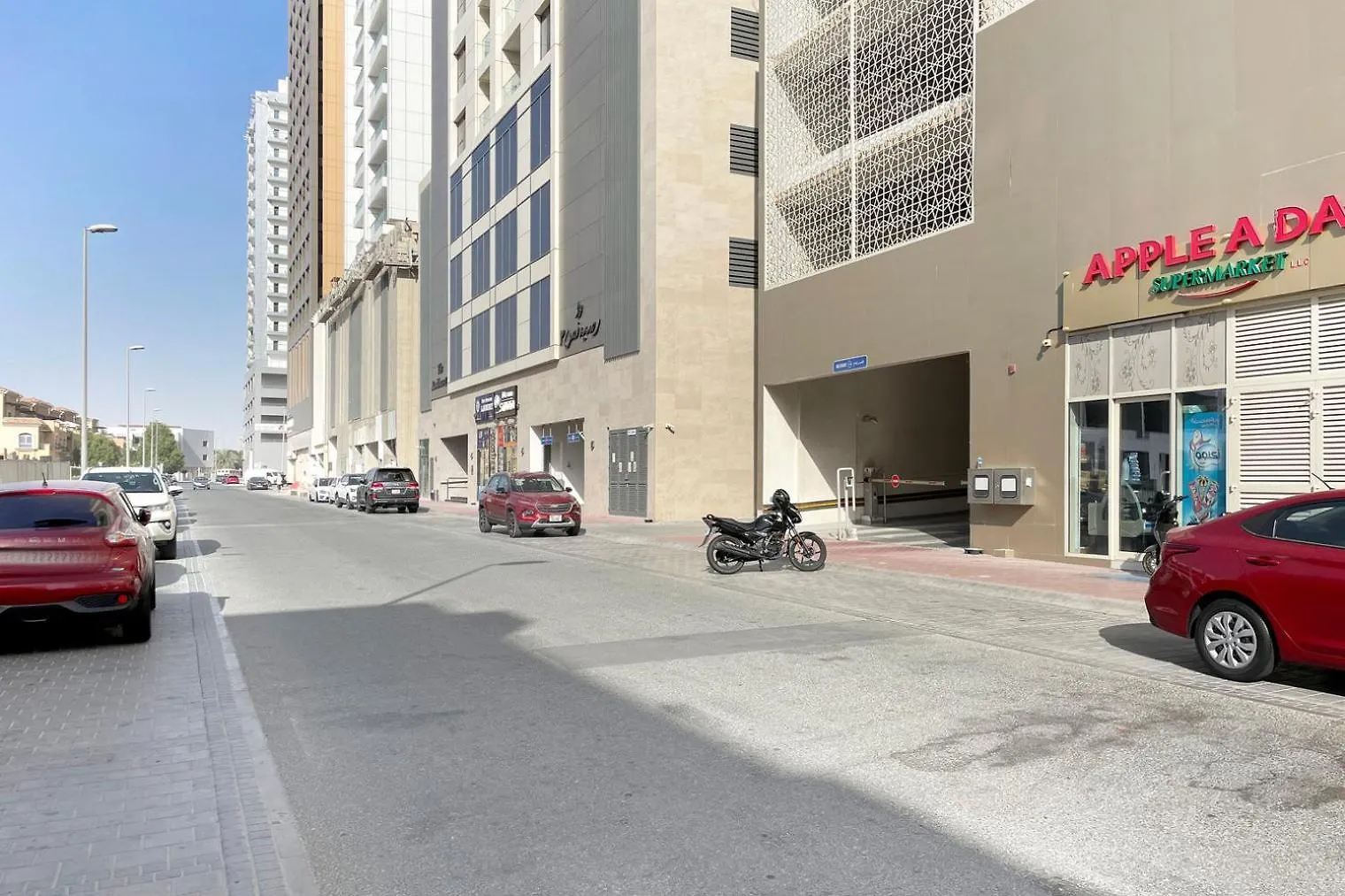 Blueground Dune Residency Gym Parking Dxb-1353 Dubai United Arab Emirates