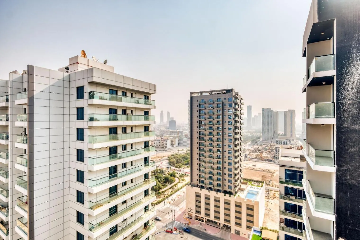 Blueground Dune Residency Gym Parking Dxb-1353 Dubai